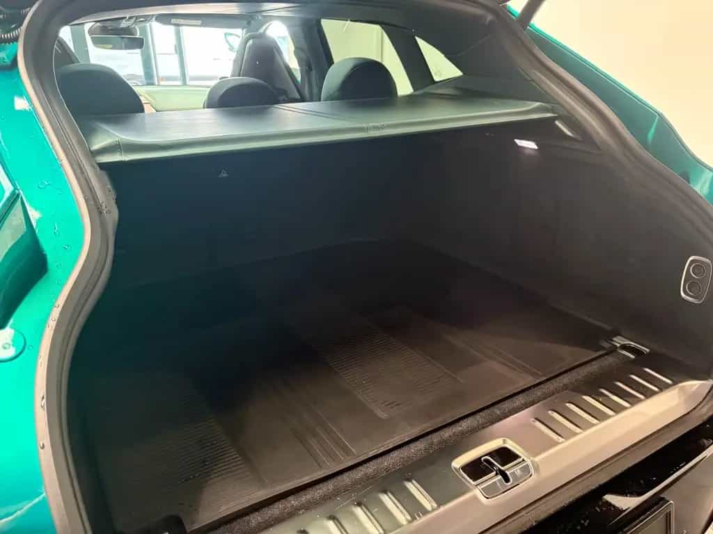 Aston Martin DBX 707 AMR24 Edition - Medical Car - Carbon 01/2025-photo-12
