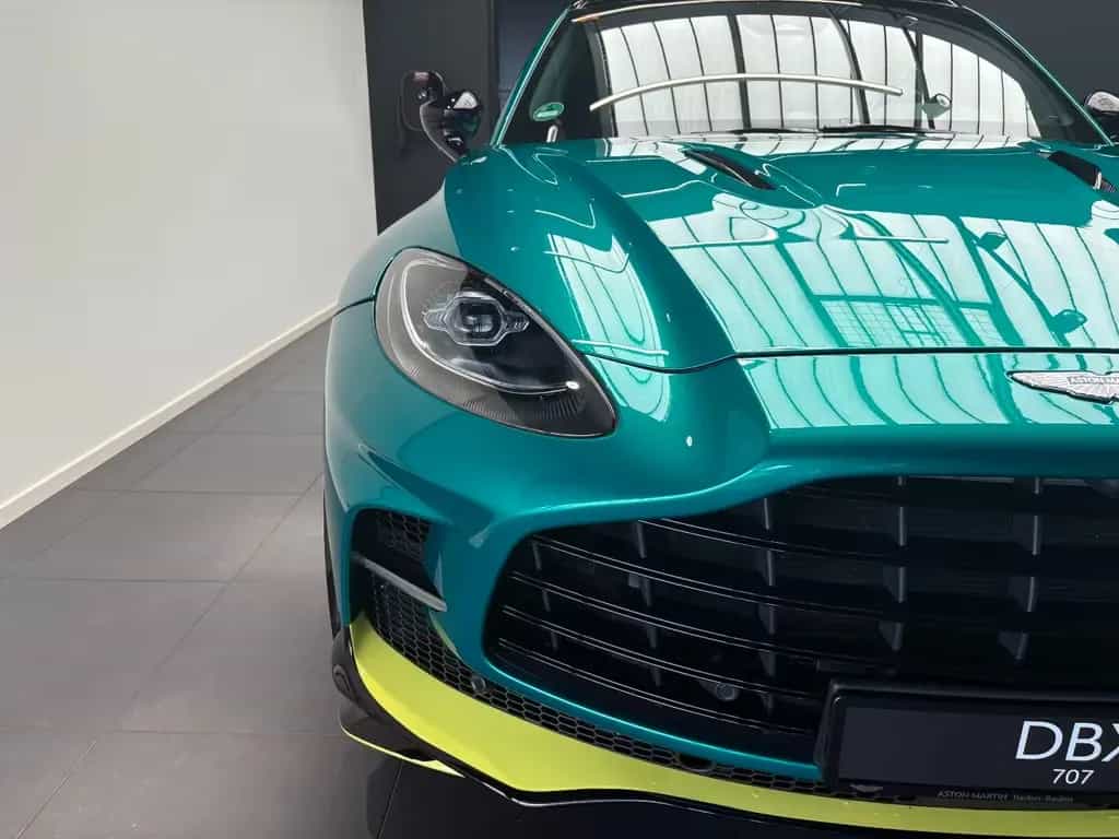Aston Martin DBX 707 AMR24 Edition - Medical Car - Carbon 01/2025-photo-7