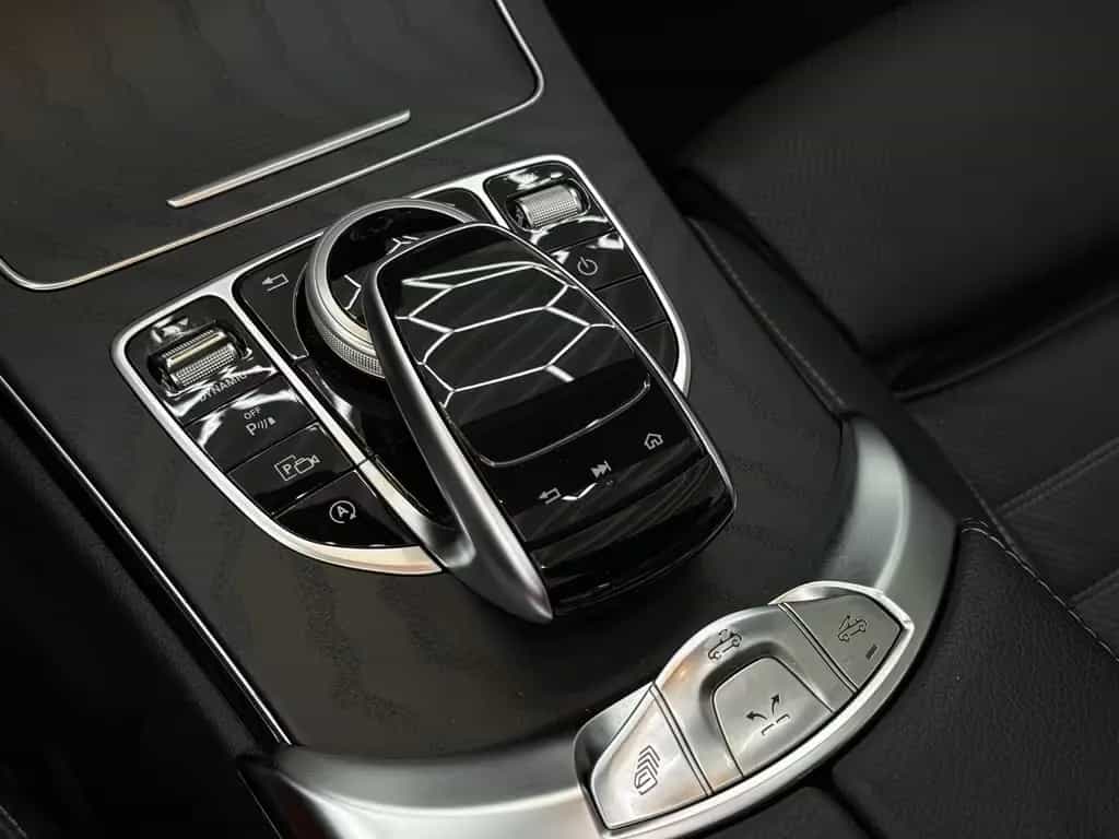 Mercedes-Benz C 300 CGI Cabrio AMG-Line, LED, 360°, DAB, Leder 10/2019-photo-28