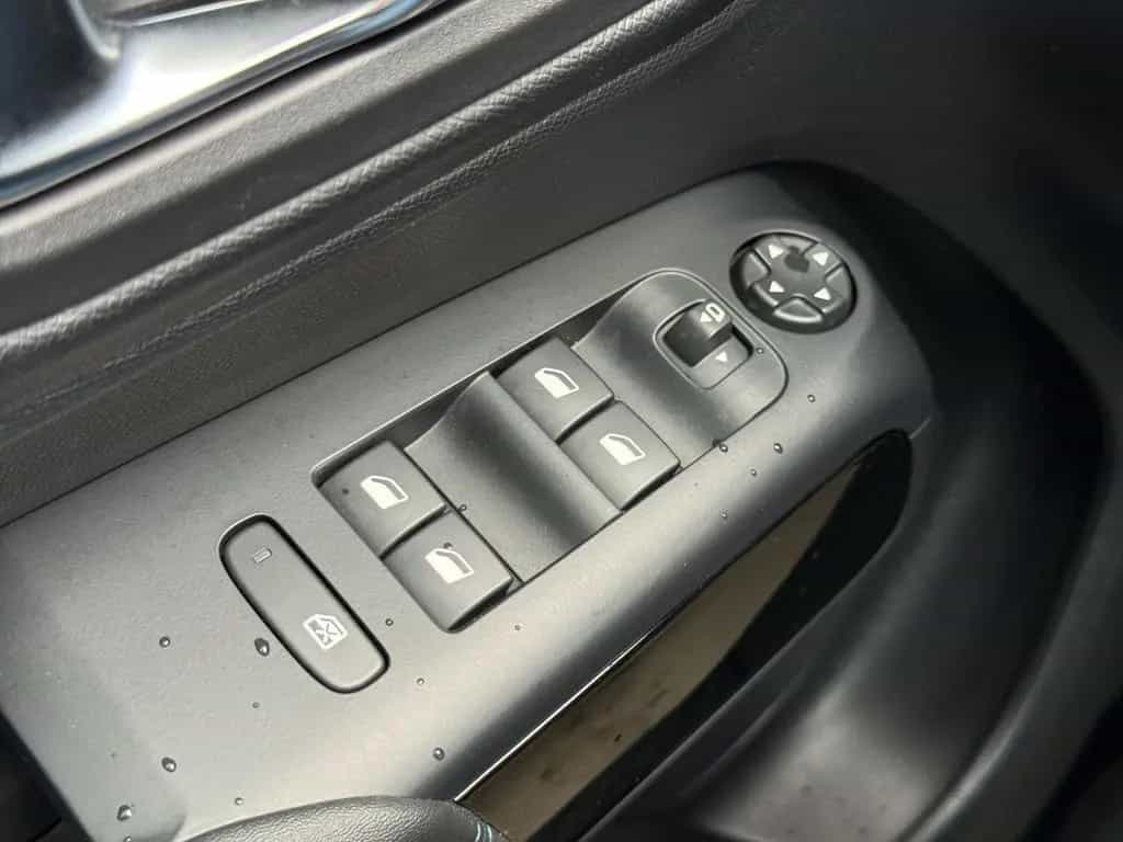 Citroën C5 Aircross 1.2 Plus NAVI 03/2025-photo-24