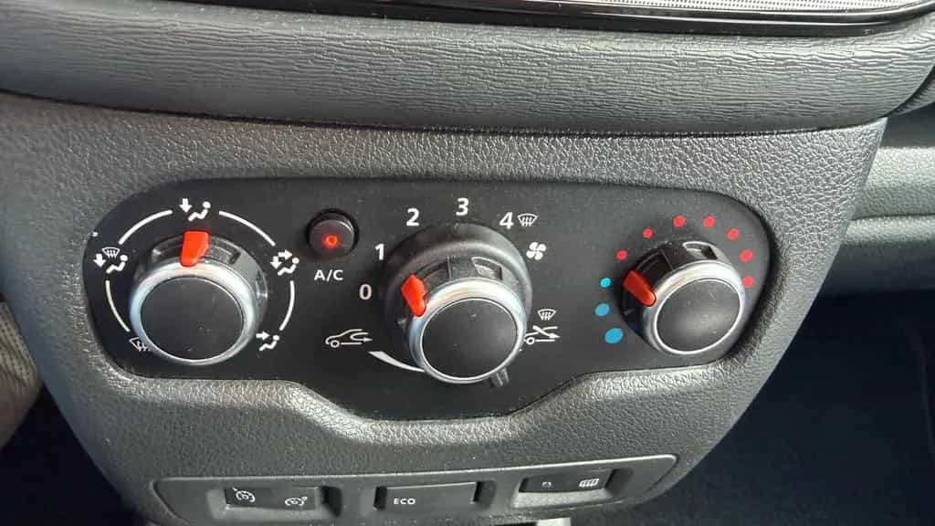 Dacia Dokker 1.2 Stepway Celebration*SH*GRA*AHZ 07/2018-photo-21