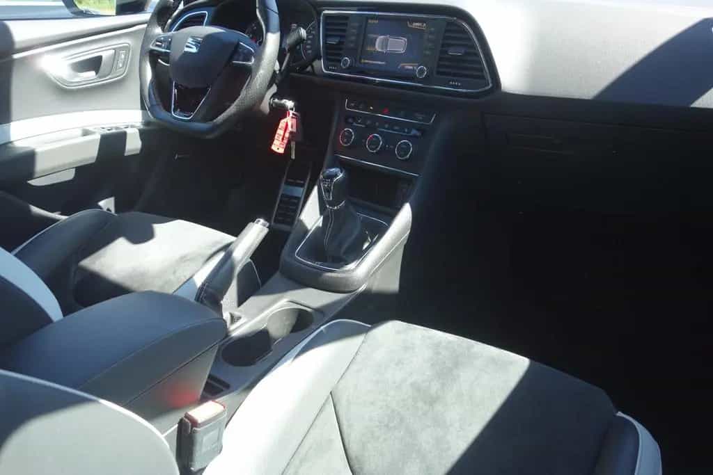 Seat Leon ST Cupra 290 LED-Navi-Pano 04/2016-photo-12
