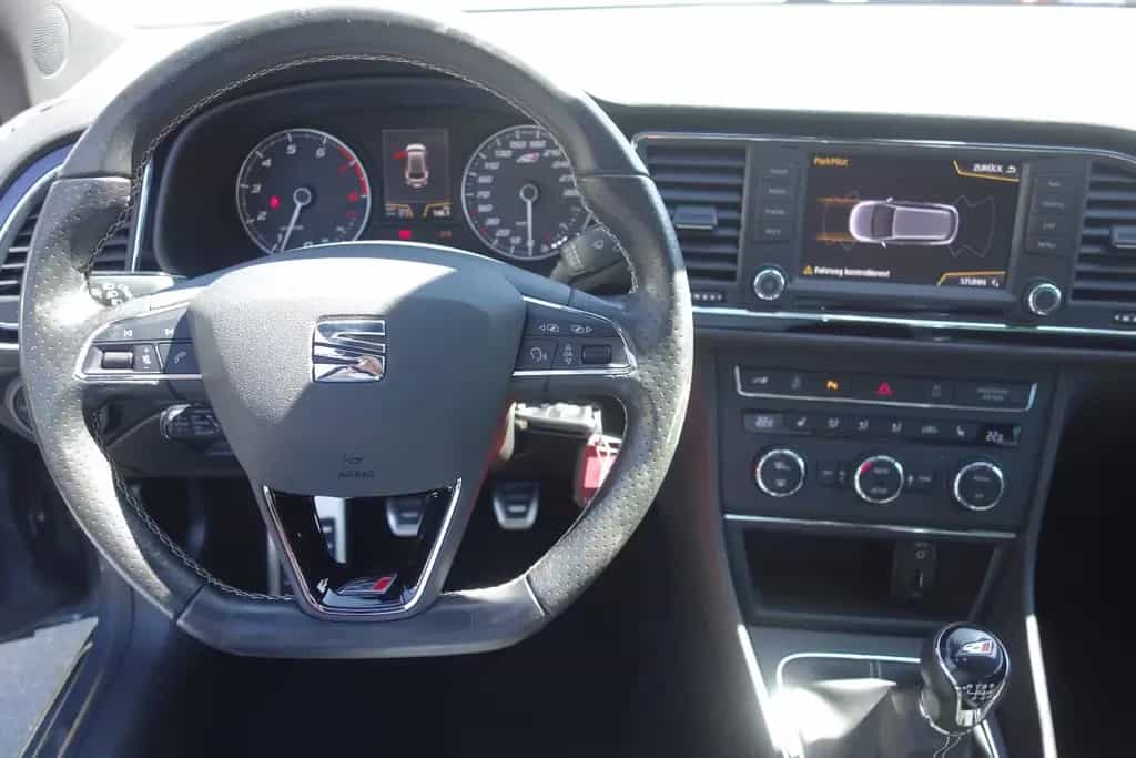 Seat Leon ST Cupra 290 LED-Navi-Pano 04/2016-photo-26