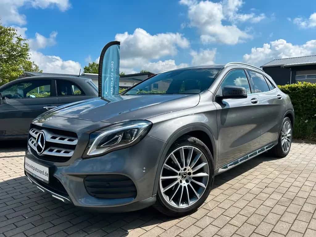 Mercedes-Benz GLA 200 AMG Line Buisness Automatik 11/2017-photo-0