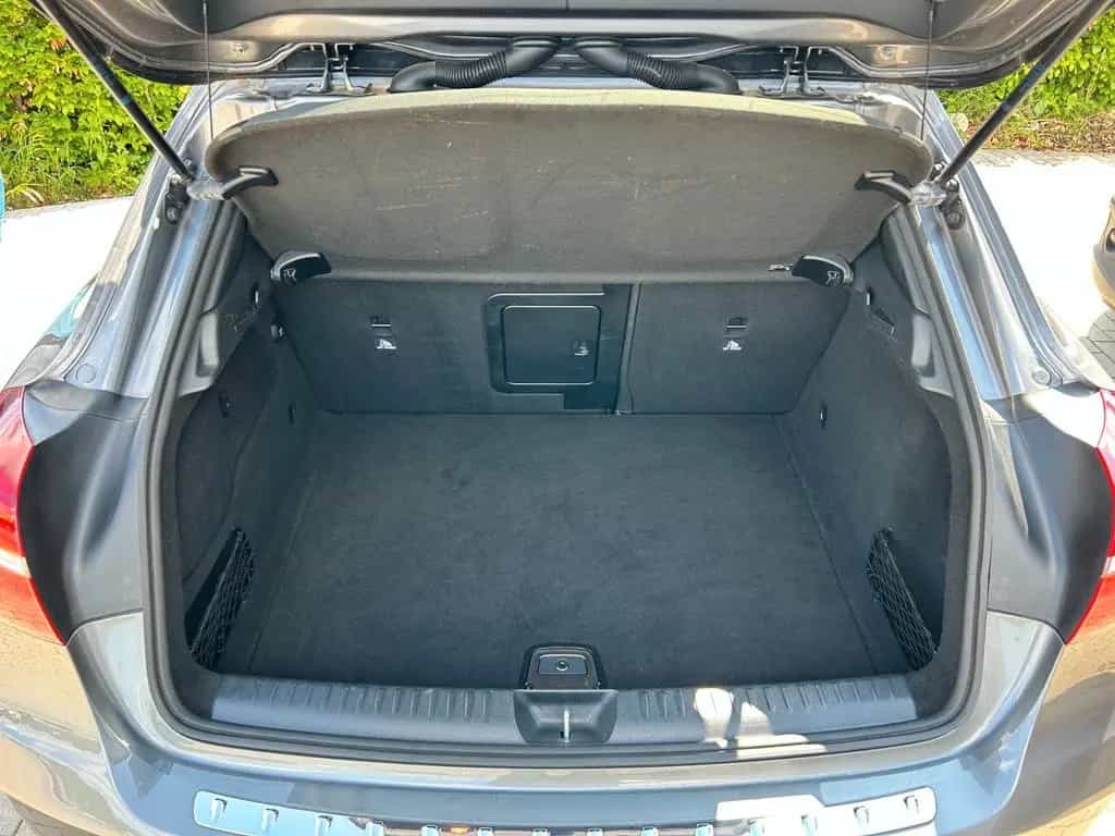 Mercedes-Benz GLA 200 AMG Line Buisness Automatik 11/2017-photo-13