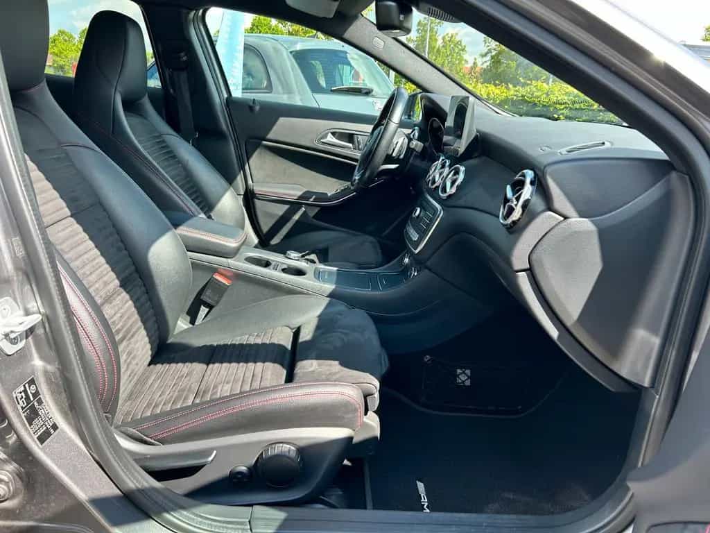 Mercedes-Benz GLA 200 AMG Line Buisness Automatik 11/2017-photo-16