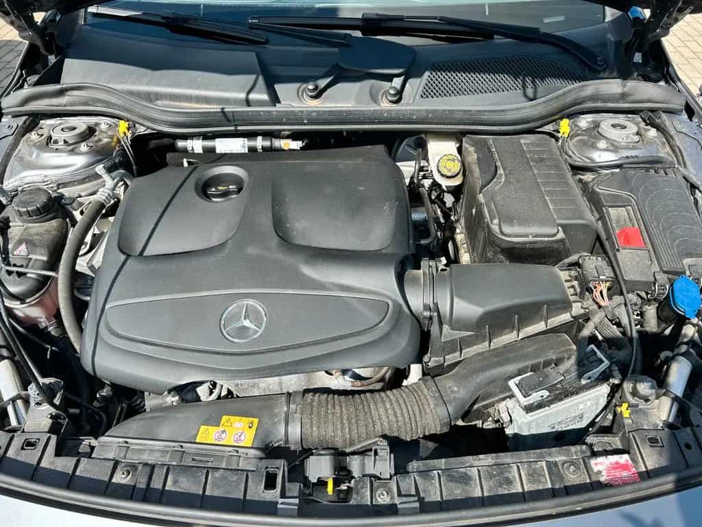 Mercedes-Benz GLA 200 AMG Line Buisness Automatik 11/2017-photo-26