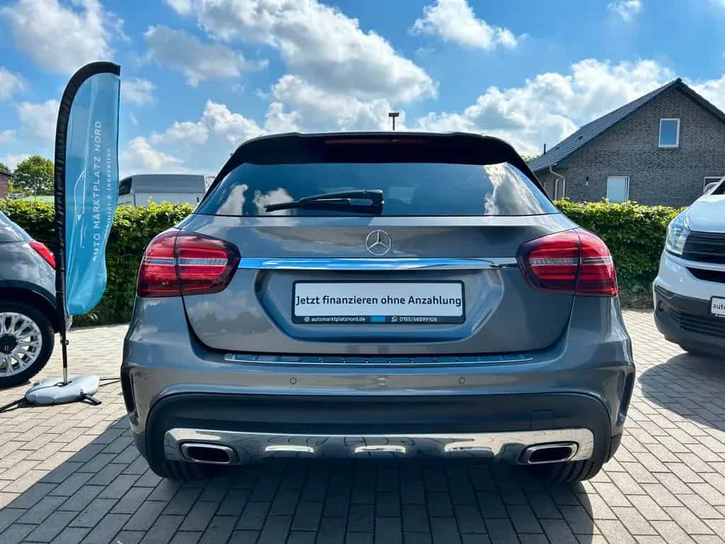 Mercedes-Benz GLA 200 AMG Line Buisness Automatik 11/2017-photo-4