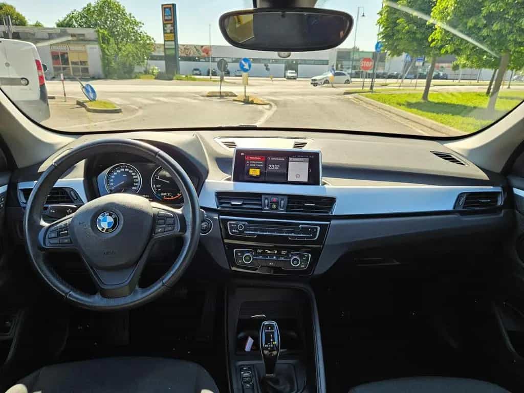 BMW X1 sdrive20d Advantage auto 04/2021-photo-10