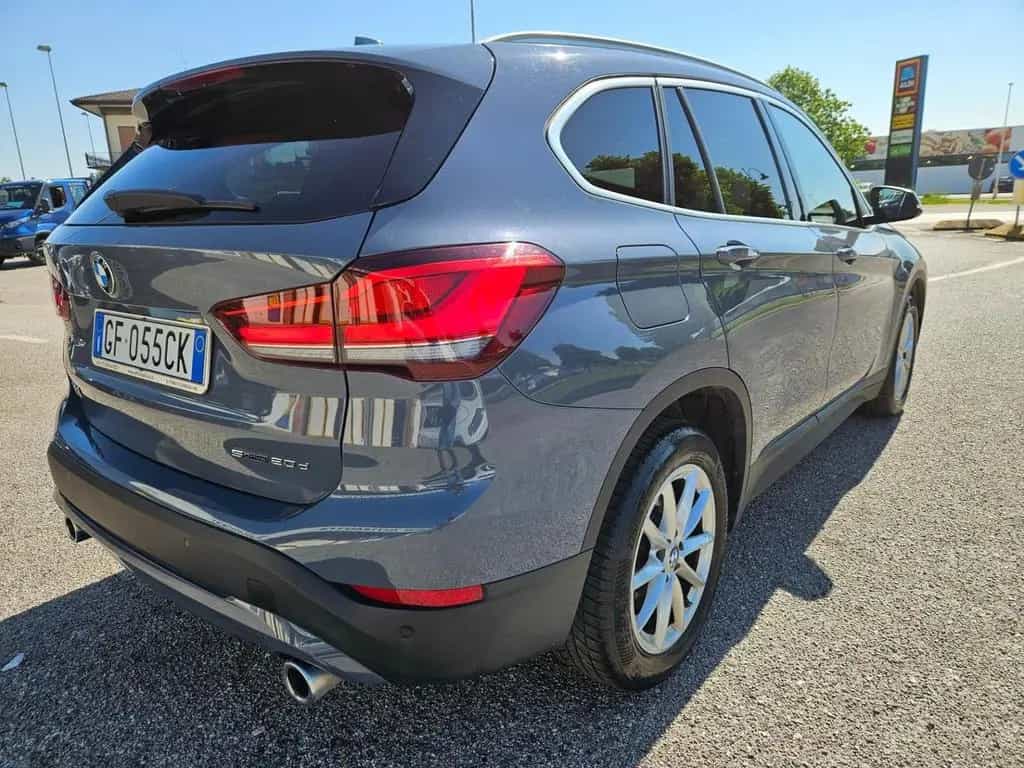 BMW X1 sdrive20d Advantage auto 04/2021-photo-5