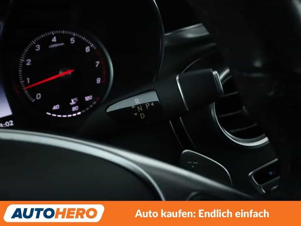 Mercedes-Benz C 180 AMG Line Aut.*NAV*LED*TEMP*PDC*SHZ*ALU* 01/2017-photo-29