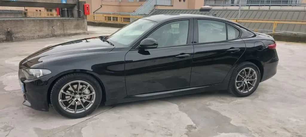 Alfa Romeo Giulia 2.2 Turbodiesel 180 CV AT8 Eco 05/2018-photo-0