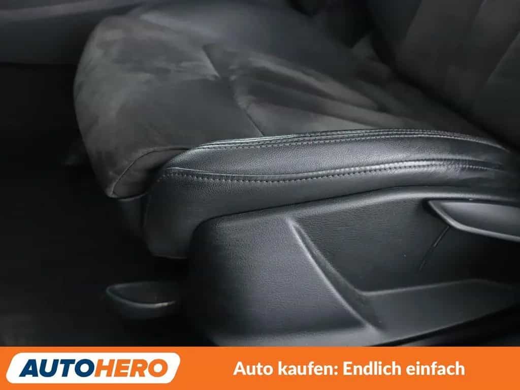 Audi A4 2.0 TFSI Design Aut.*NAVI*XENON*ACC* 05/2018-photo-34