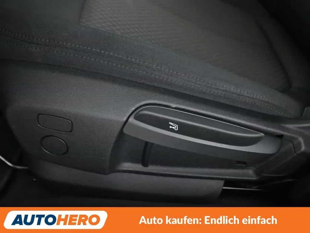 BMW 118 1er 118i Advantage Aut.*LED*TEMPO*PDC*SHZ* 10/2023-photo-30