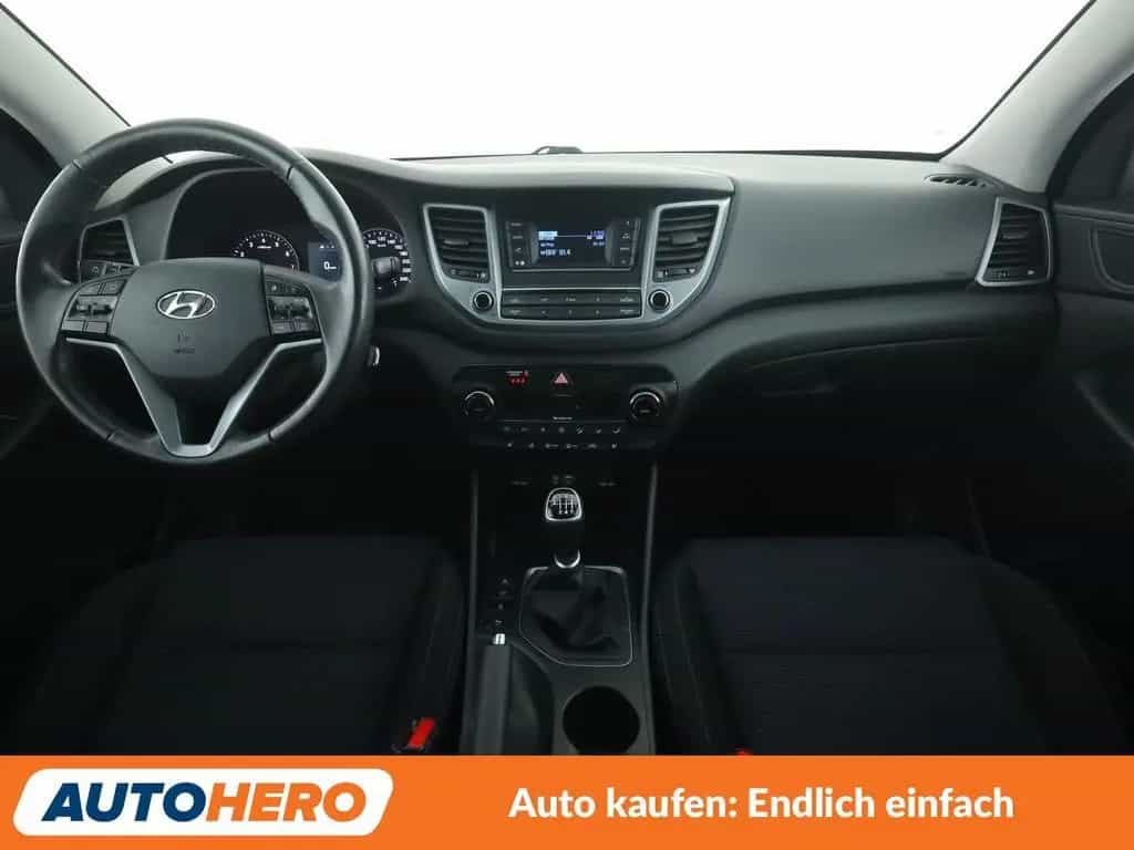 Hyundai TUCSON 1.6 Trend blue 2WD *TEMPO*PDC*SHZ*ALU* 10/2015-photo-11