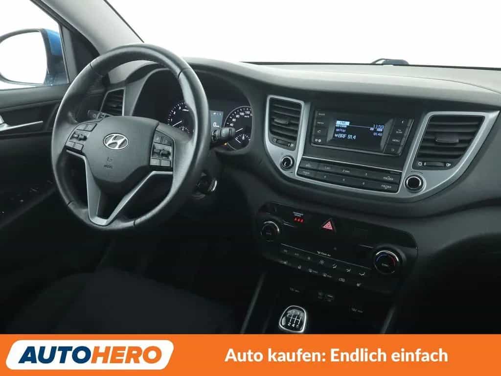 Hyundai TUCSON 1.6 Trend blue 2WD *TEMPO*PDC*SHZ*ALU* 10/2015-photo-12