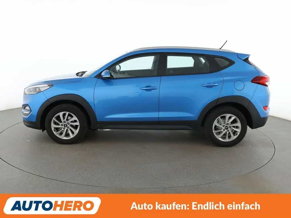 Hyundai TUCSON 1.6 Trend blue 2WD *TEMPO*PDC*SHZ*ALU* 10/2015-photo-2