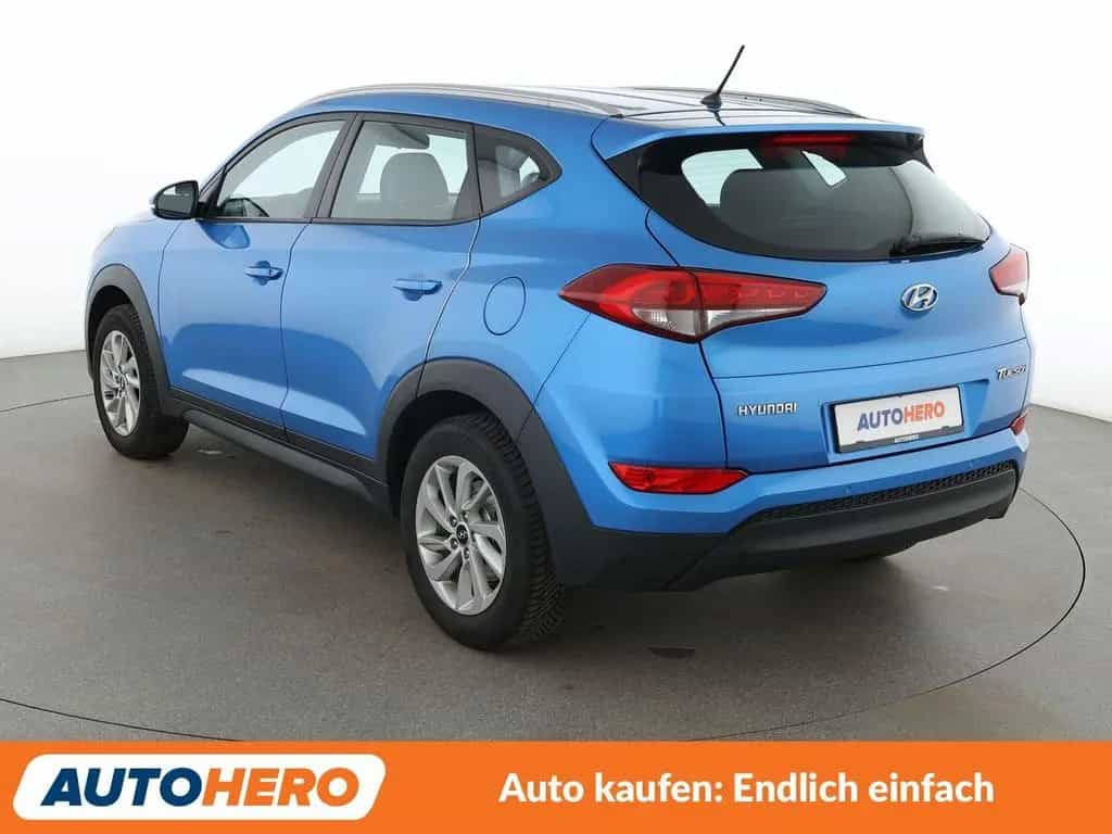 Hyundai TUCSON 1.6 Trend blue 2WD *TEMPO*PDC*SHZ*ALU* 10/2015-photo-3