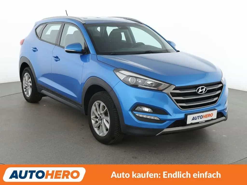 Hyundai TUCSON 1.6 Trend blue 2WD *TEMPO*PDC*SHZ*ALU* 10/2015-photo-7
