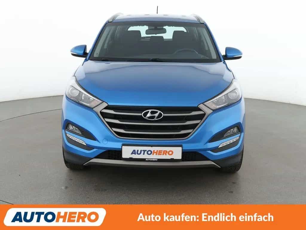 Hyundai TUCSON 1.6 Trend blue 2WD *TEMPO*PDC*SHZ*ALU* 10/2015-photo-8