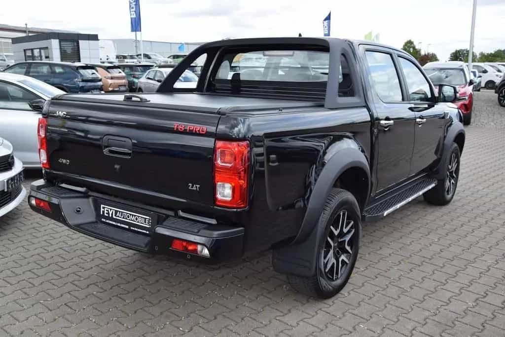 JAC 8 Pro 8 PickUp 2.4 Turbo 4x4, Heckrollo 02/2025-photo-4