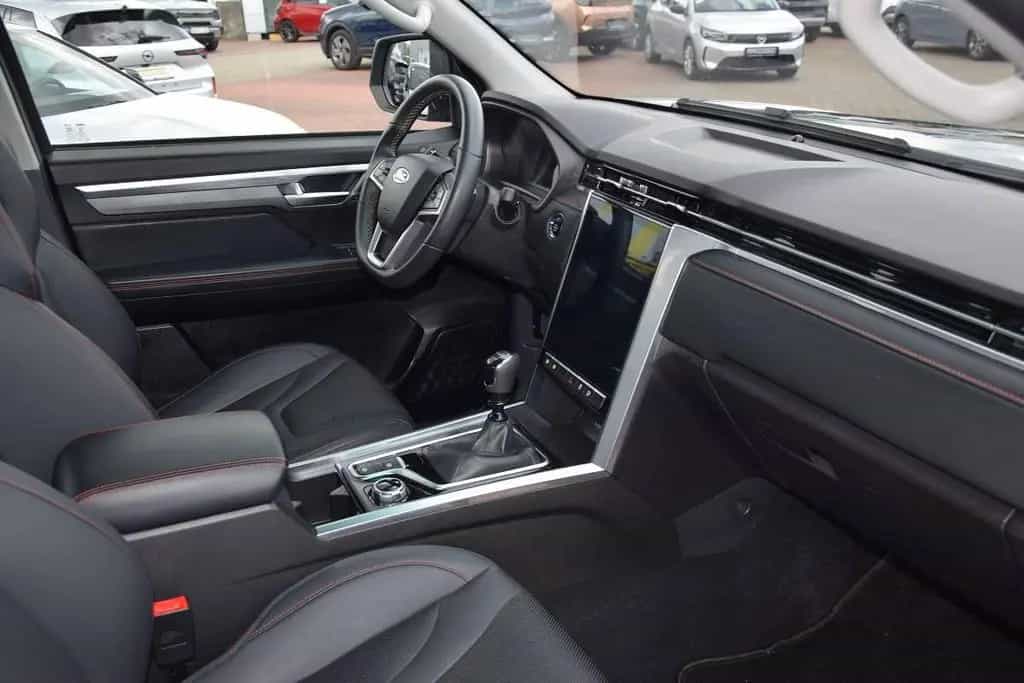 JAC 8 Pro 8 PickUp 2.4 Turbo 4x4, Heckrollo 02/2025-photo-8