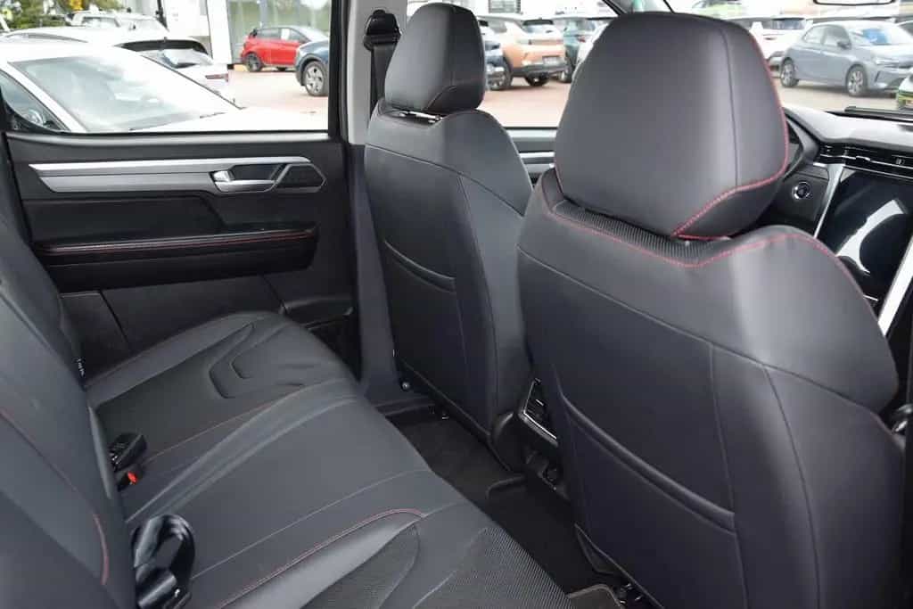 JAC 8 Pro 8 PickUp 2.4 Turbo 4x4, Heckrollo 02/2025-photo-9