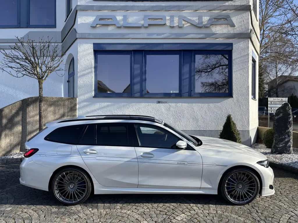 ALPINA D3 S Touring SWITCH-TRONIC Allrad 10/2025-photo-1
