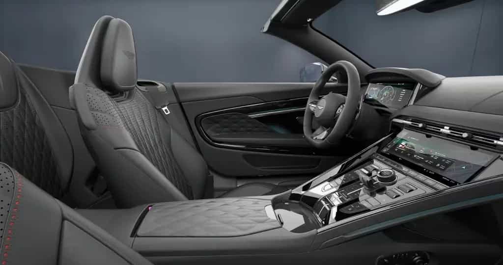 Aston Martin DB12 Volante - Aluminite Silver 04/2026-photo-10