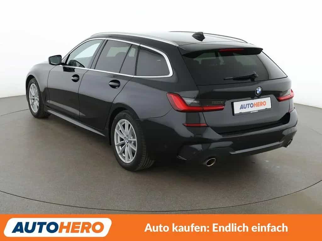 BMW 320 i M Sport Aut.*NAVI*LASER*TEMPO*CAM*PDC* 02/2020-photo-3