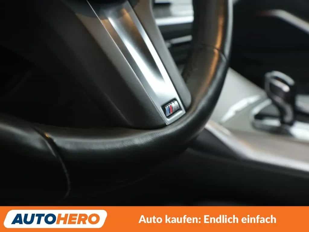 BMW 320 i M Sport Aut.*NAVI*LASER*TEMPO*CAM*PDC* 02/2020-photo-34