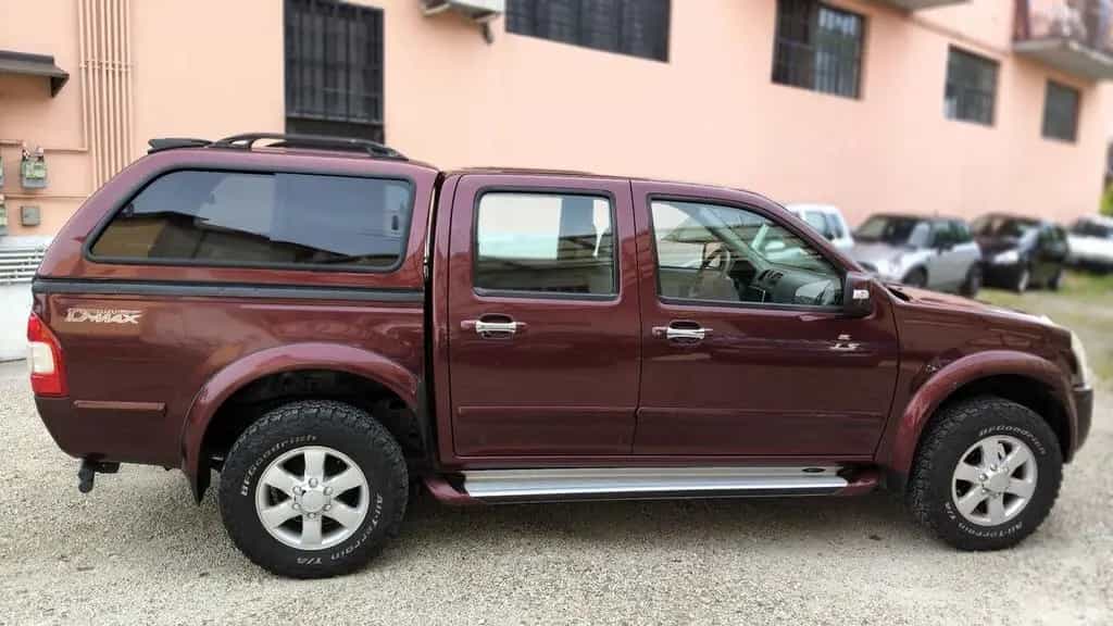 Isuzu D-Max 3.0 TD Aut+Gancio traino 05/2006-photo-0