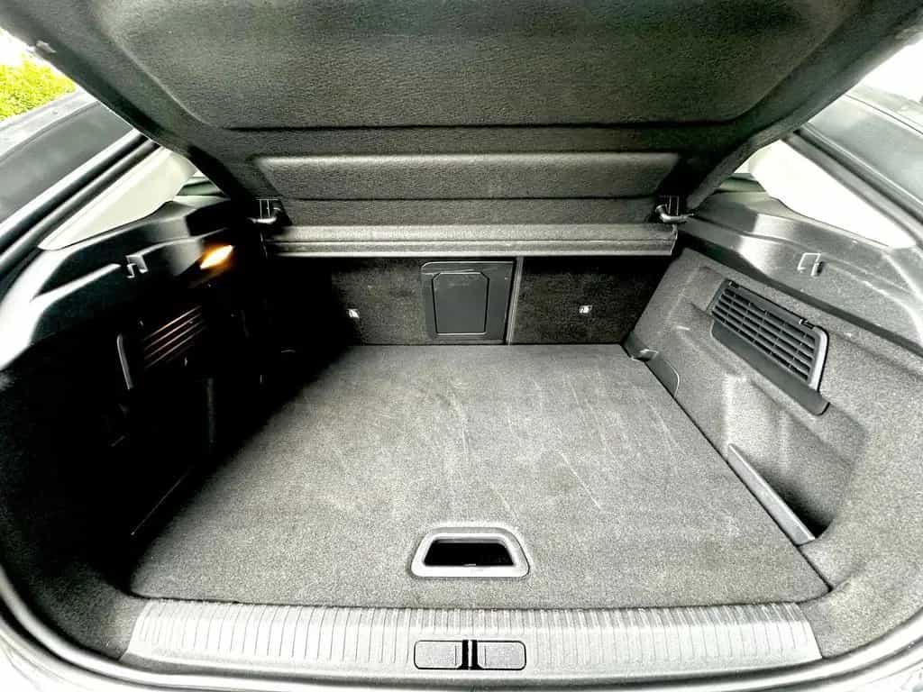 Citroën C4 1.2 12V e-THP / PureTech 04/2025-photo-14