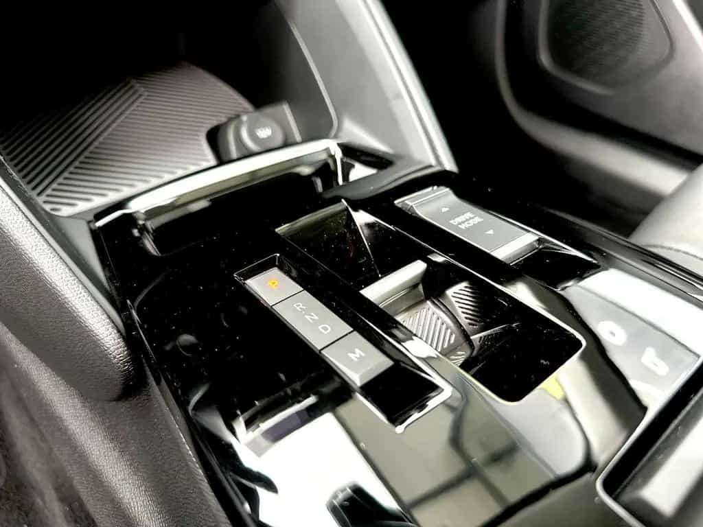 Citroën C4 1.2 12V e-THP / PureTech 04/2025-photo-9