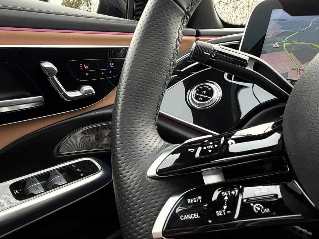 Mercedes-Benz E 220 E Limousine E 220 d AMG Line Premium Plus 06/2025-photo-15