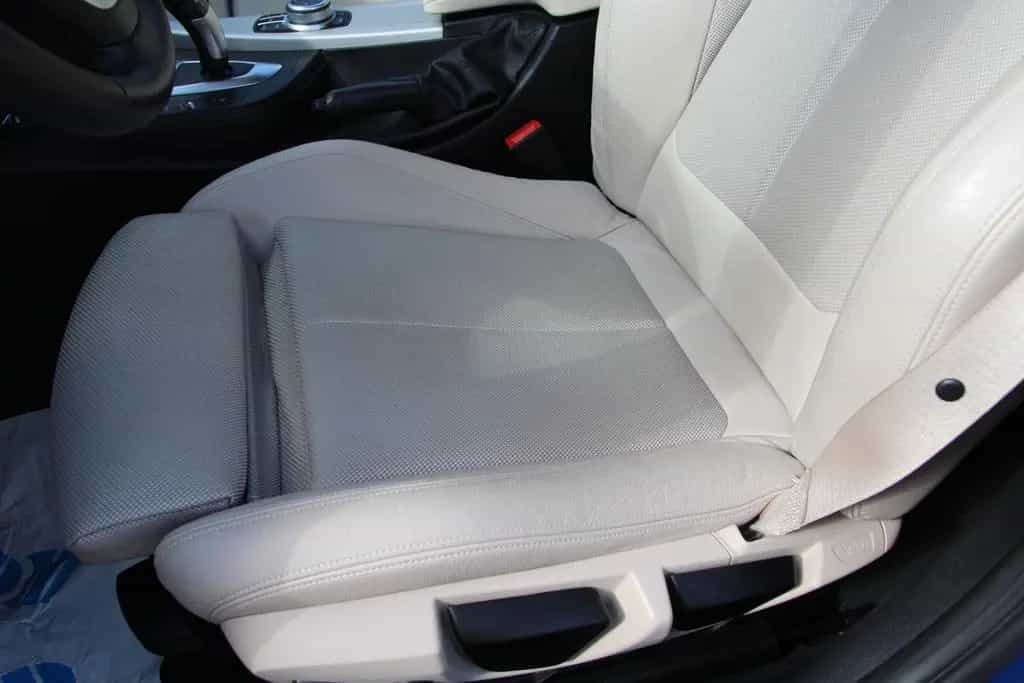 BMW 320 d xDrive Advantage Touring/LED/ AHK/ Panorama 03/2019-photo-19