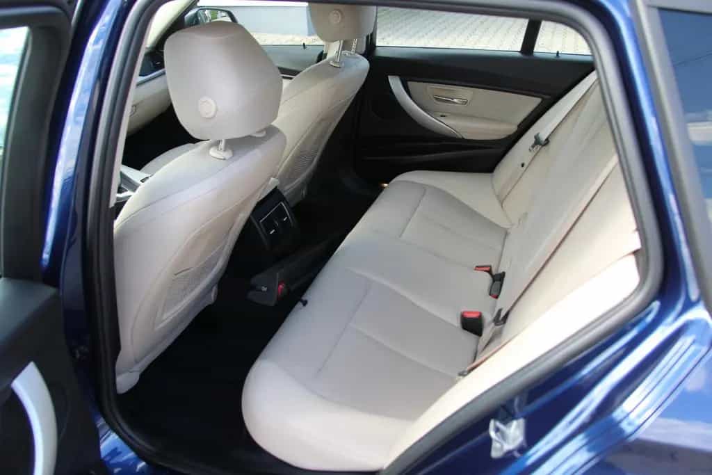 BMW 320 d xDrive Advantage Touring/LED/ AHK/ Panorama 03/2019-photo-20