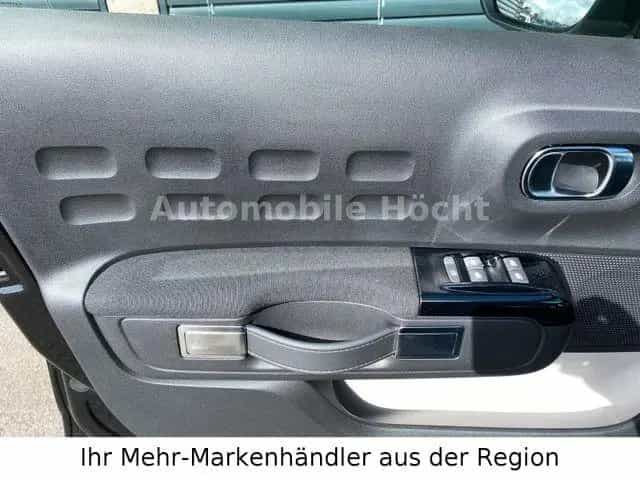 Citroën C3 Shine NAVI KAMERA SPURHALTEASS VZE Soundsyste 06/2023-photo-8