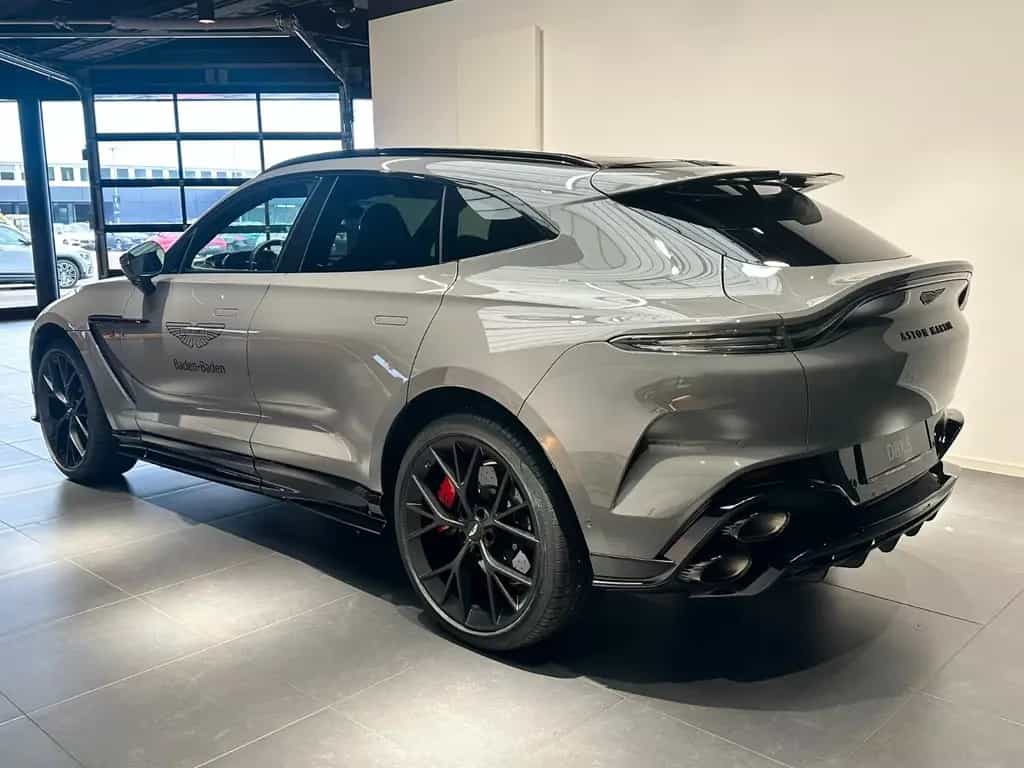 Aston Martin DBX S - China Grey - S Alcantara - Lightweight 01/2026-photo-1