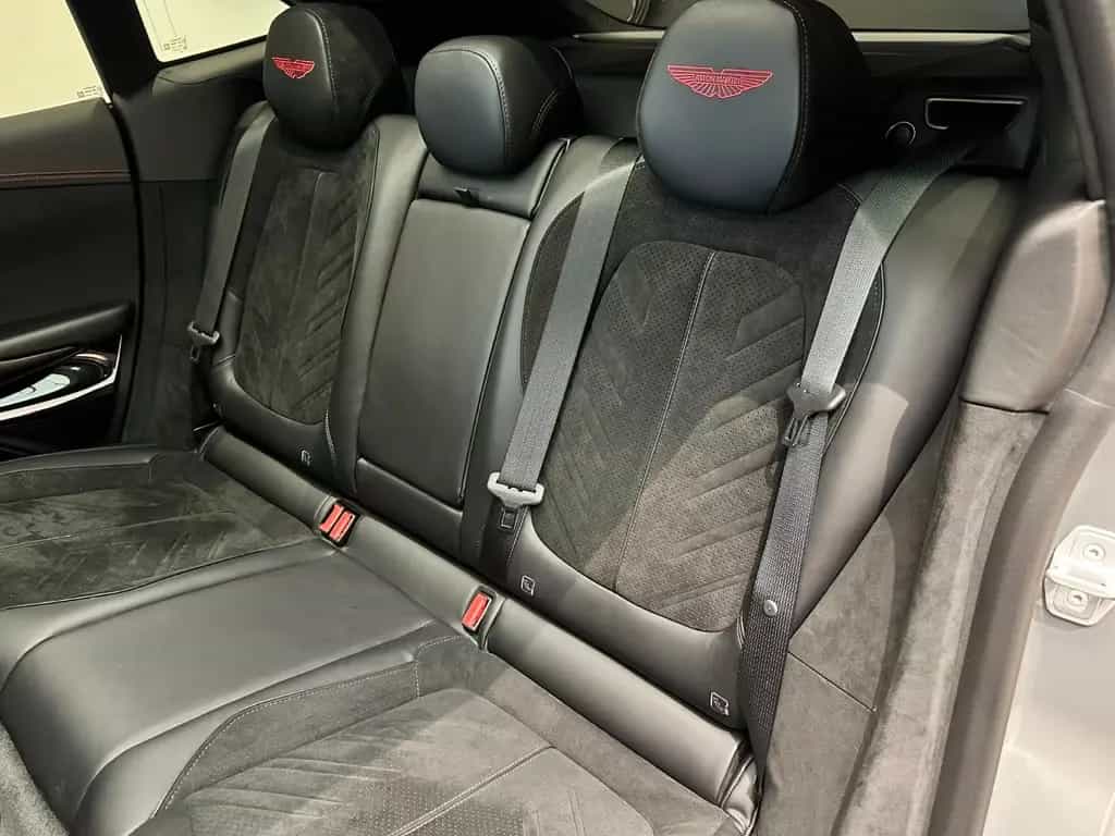 Aston Martin DBX S - China Grey - S Alcantara - Lightweight 01/2026-photo-15