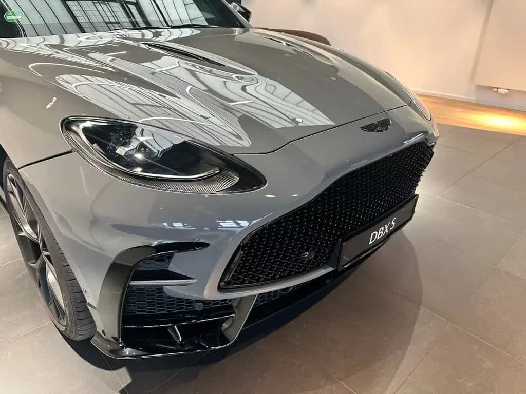 Aston Martin DBX S - China Grey - S Alcantara - Lightweight 01/2026-photo-4