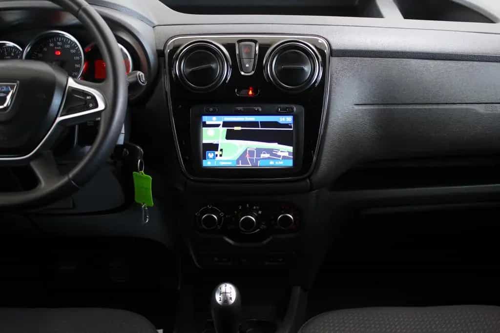 Dacia Dokker 1.6 SCe 100 *SHZ*PDC*NAVI*DAB*KAMERA* 08/2019-photo-16
