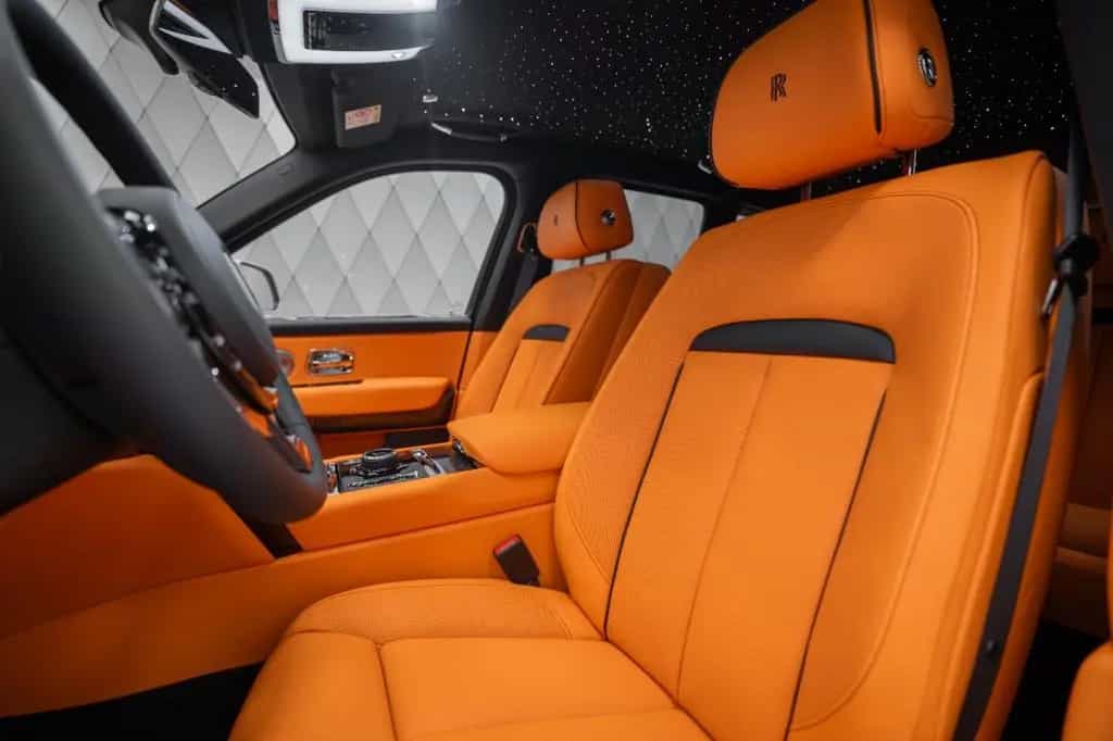 Rolls-Royce Cullinan BLACK BADGE 2026 GREY/ORANGE STARLIGHT 05/2026-photo-9