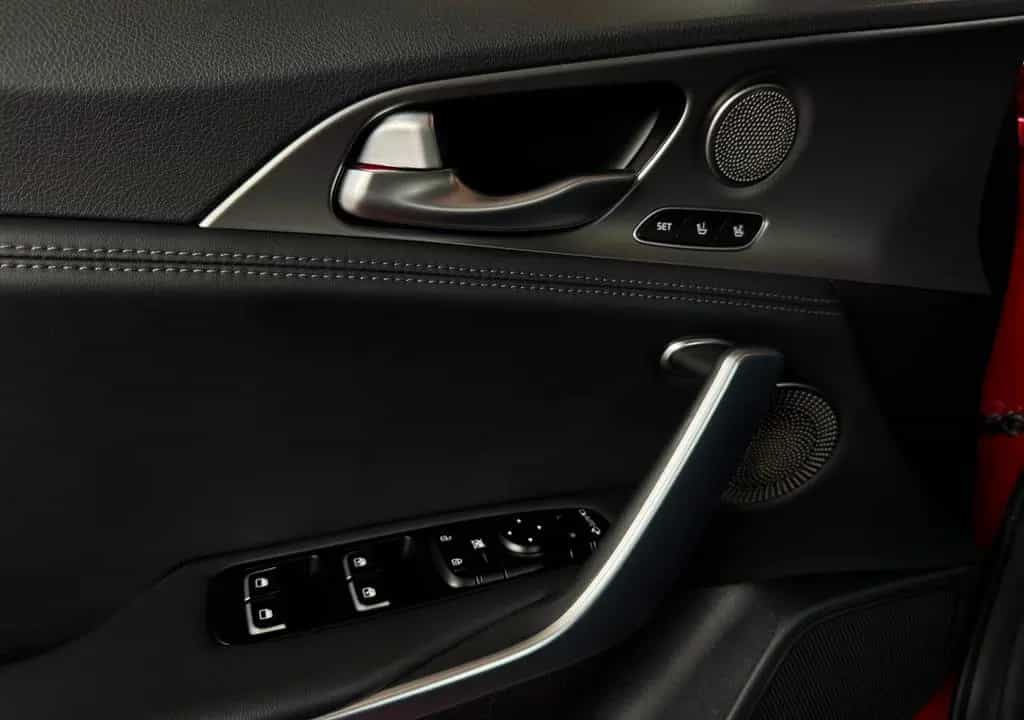 Kia Stinger GT 3.3 V6 4WD HEADUP H&K BASTUCK 360° 8X 11/2018-photo-24