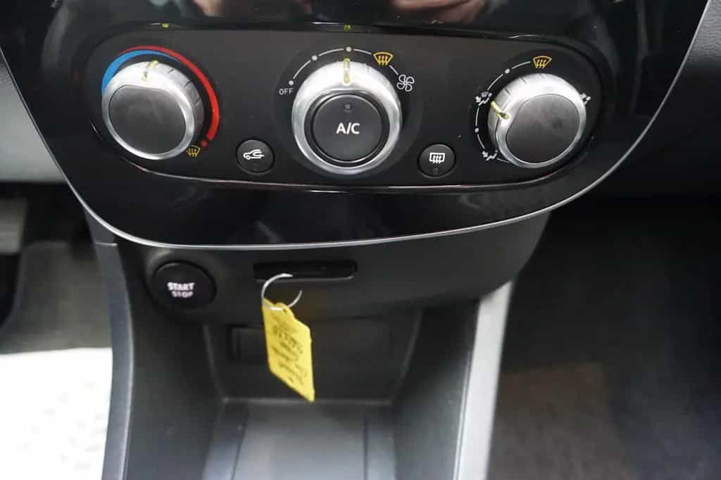 Renault Clio Grandtour Intens LED, NAVI, SITZHEIZUNG, BC 11/2017-photo-9