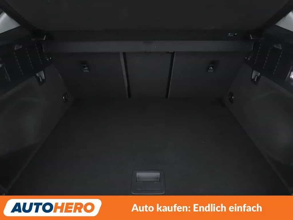 Audi Q2 30 TFSI Sport*NAVI*PDC*SHZ*TEMPO* 03/2019-photo-17