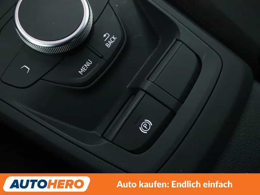 Audi Q2 30 TFSI Sport*NAVI*PDC*SHZ*TEMPO* 03/2019-photo-28