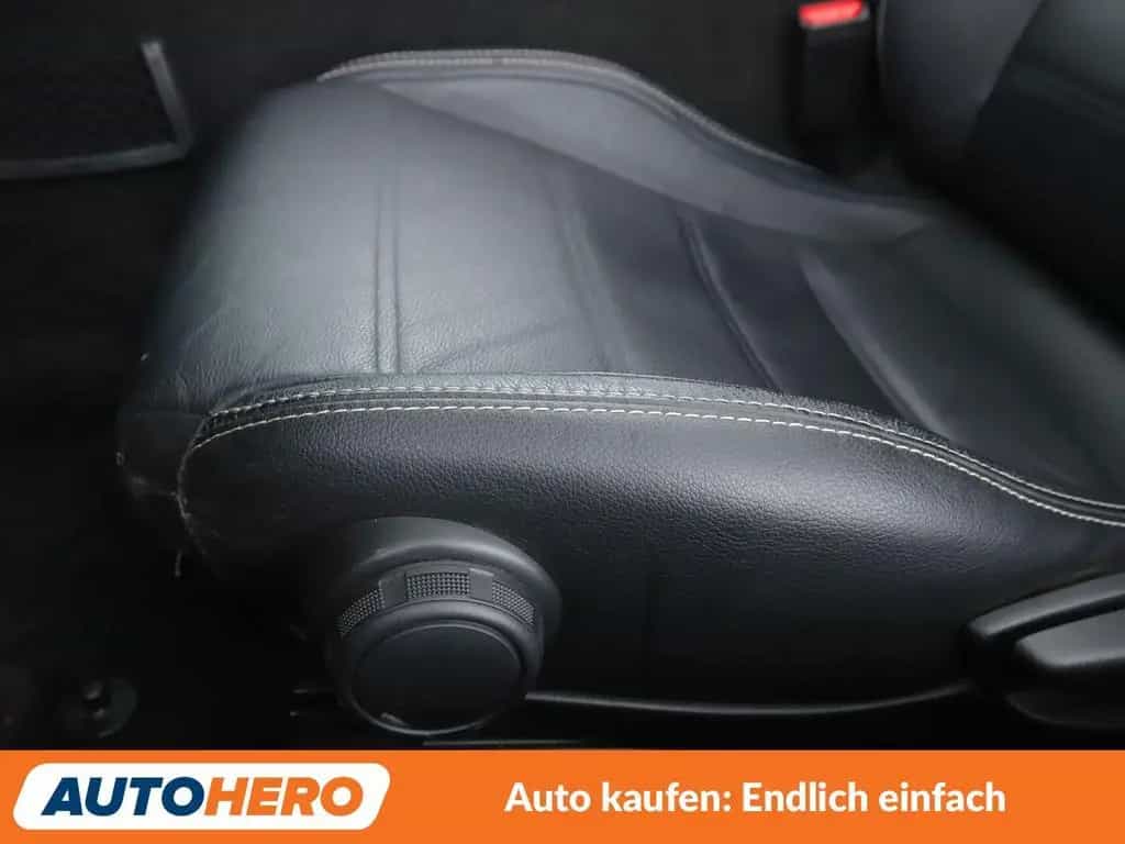 Fiat 124 Spider 1.4 Turbo Lusso*NAVI*LED*CAM*PDC*SHZ* 08/2018-photo-27