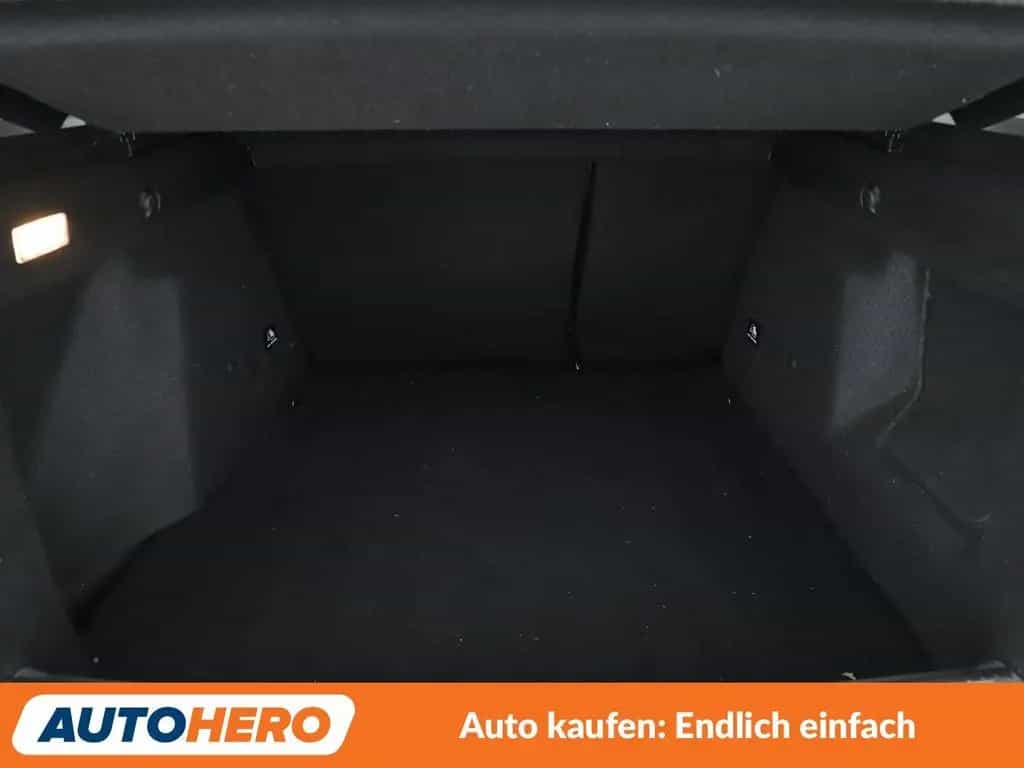 Dacia Duster 1.3 TCe Prestige *NAVI*CAM*TEMPO*SHZ*ALU* 12/2019-photo-17