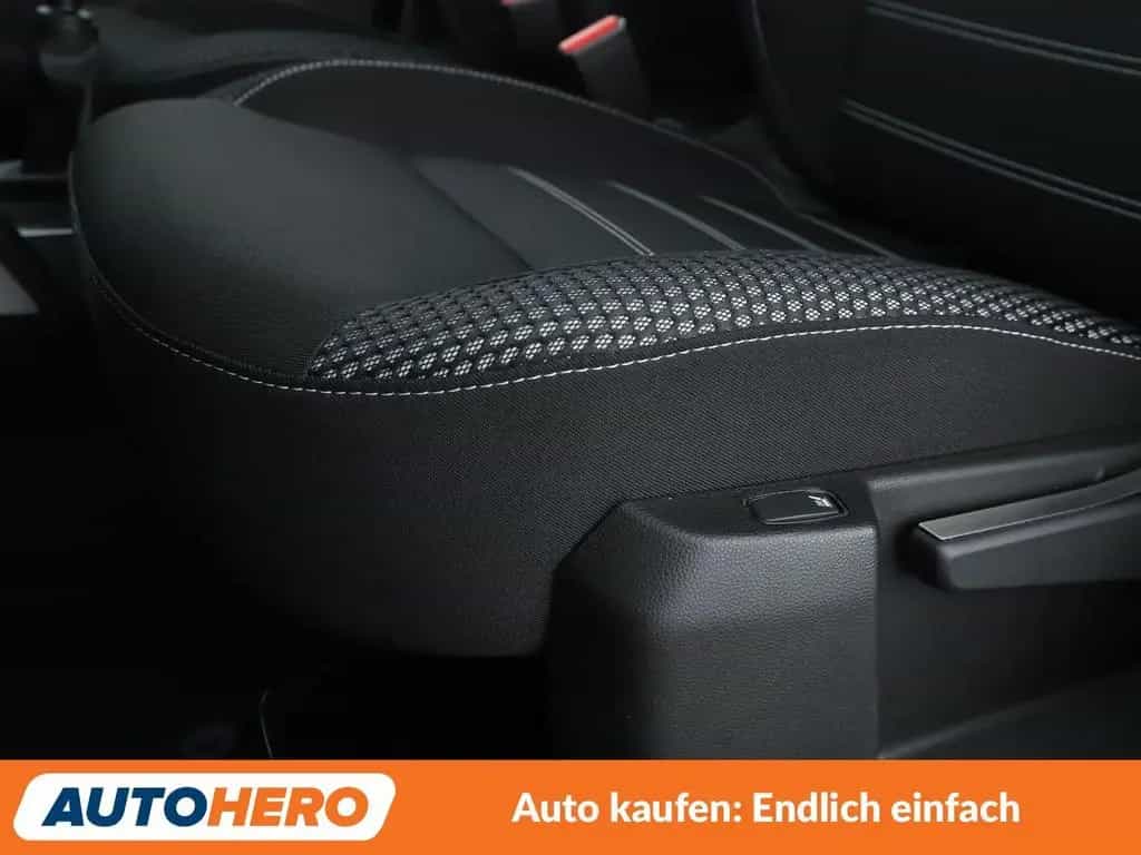 Dacia Duster 1.3 TCe Prestige *NAVI*CAM*TEMPO*SHZ*ALU* 12/2019-photo-26